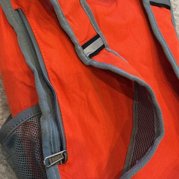 Skysper packable Orange Backpack excellent for travel - Picture 7 of 10